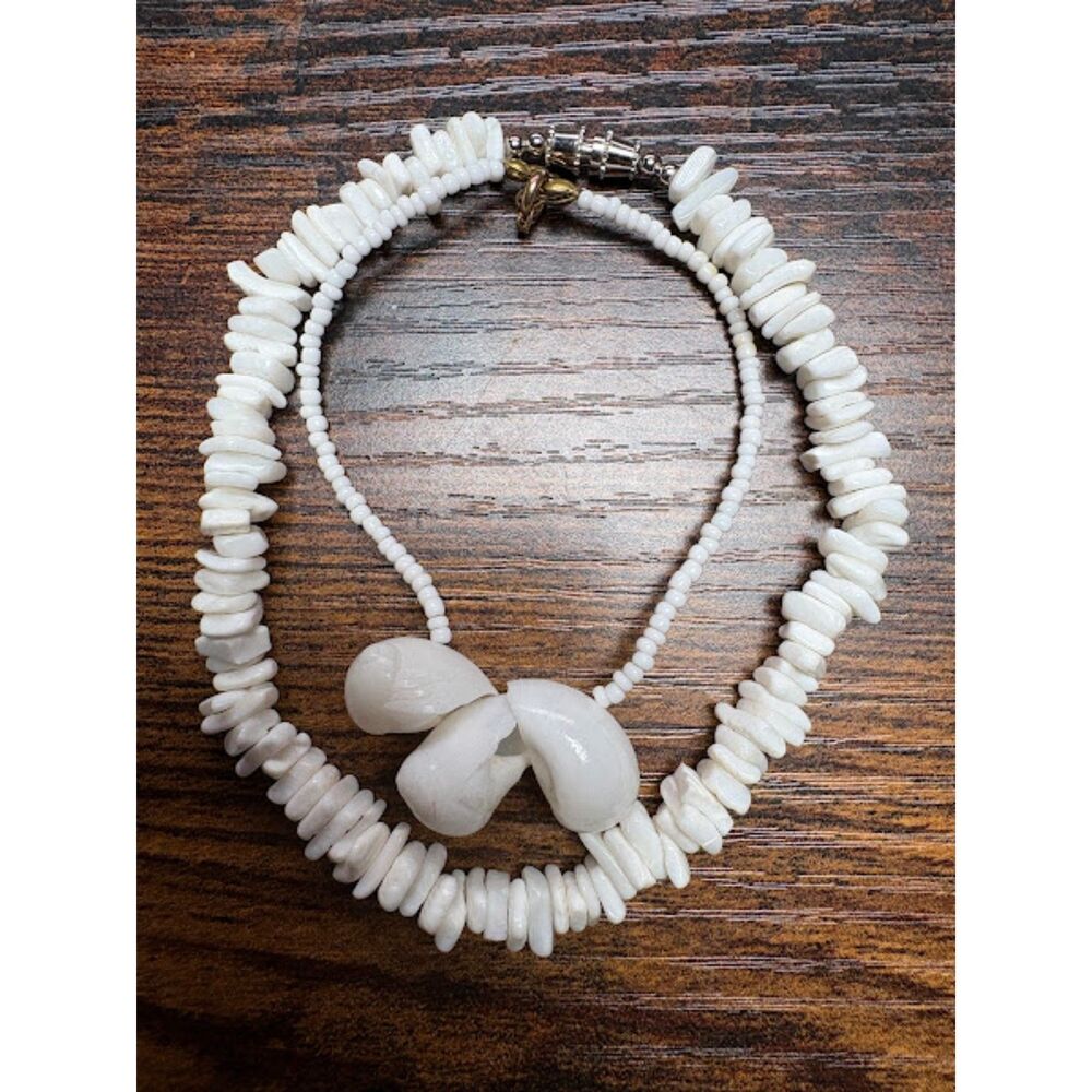 2 PCS White Puka Shell Chips Bracelet NWT